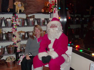 Treats Dog Company Welcomes Santa!