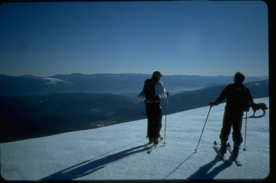 View of Spanish Peak with skiiers, Plumas County