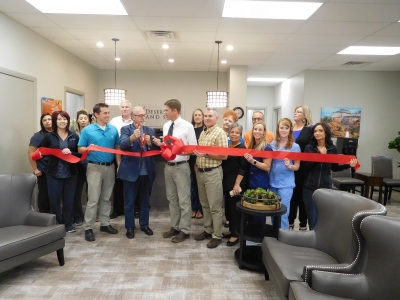 Desert Pain Specialist Ribbon Cutting
