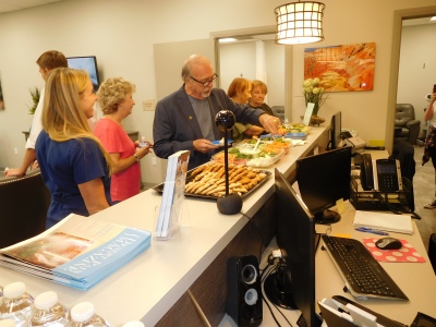 Desert Pain Specialist Ribbon Cutting