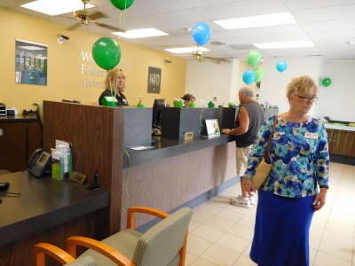 Washington Federal Ribbon Cutting